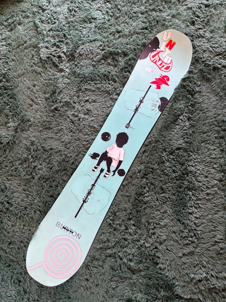 Women's Burton Deja Vu Flying V 152 cm Snowboard