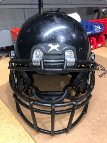 USED XENITH X2E+ YOUTH FOOTBALL HELMET - MEDIUM - BLACK
