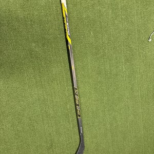 Intermediate CCM Tacks 1052 Left Hand Hockey Stick Toe Pattern 85 Flex (Used)