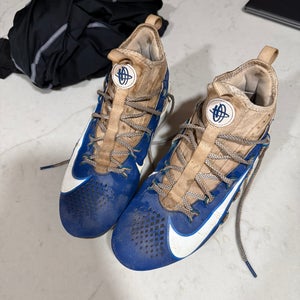 White Men's Size M 9.5 (W 10.5) Adult Nike Alpha Huarache 6 Pro Mid Top Molded Cleats (Used)