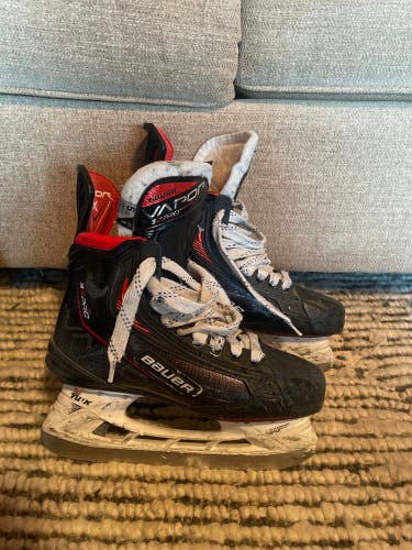 2021 Bauer Vapor 3X Pro Hockey Skates Size 5.5 (Used)