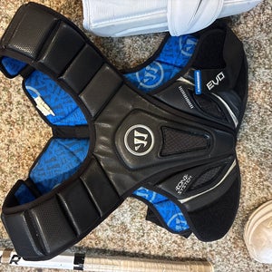 Medium Adult Warrior Evo Shoulder Pads (New)