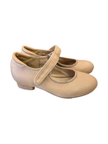 Used Size 13 (Women's 14) Youth Sandals