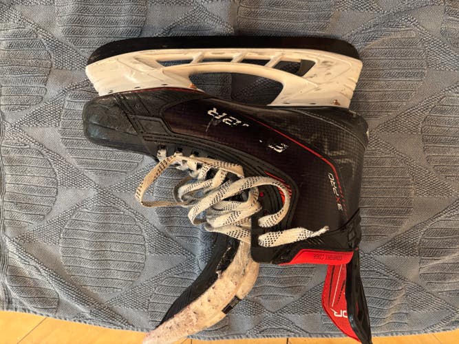 Senior Bauer Vapor 3X Pro Hockey Skates 7, Fit 2 (Used) w/ Pulse TI Steel