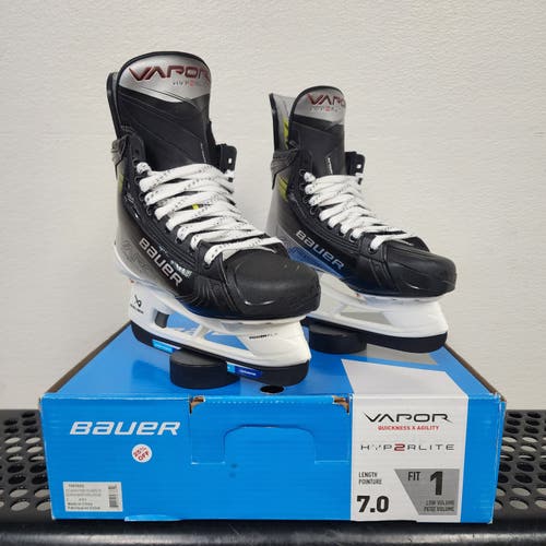 Bauer Vapor Hyperlite 2 Hockey Skates - Size 7 (New) - steel sold separately