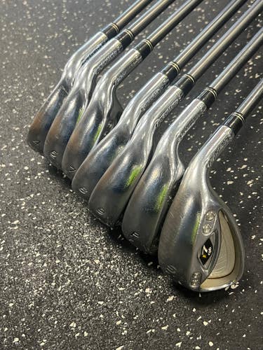 Used Taylormade R7 CGB Mens Iron Set RH 4I-PW 11849-S000033525