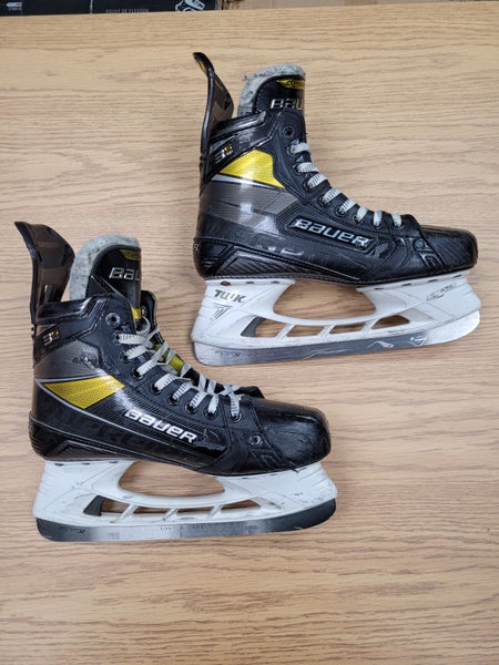 Size 8 Fit 1 Senior Bauer Supreme 3S Pro Hockey Skates with Blades (Used)
