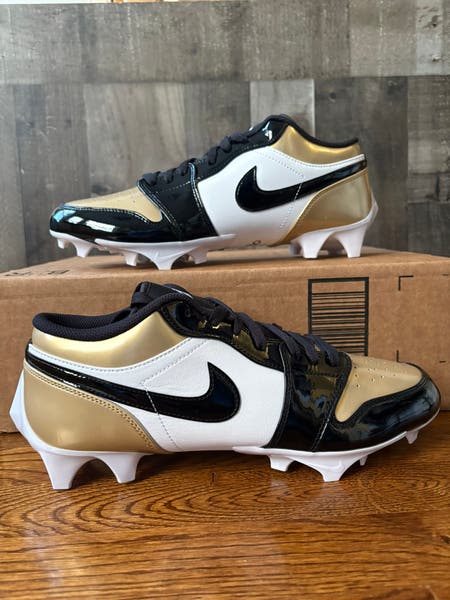 Nike Air Jordan 1 Low TD Football Cleats Gold Toe FJ6245-701  display picture 3