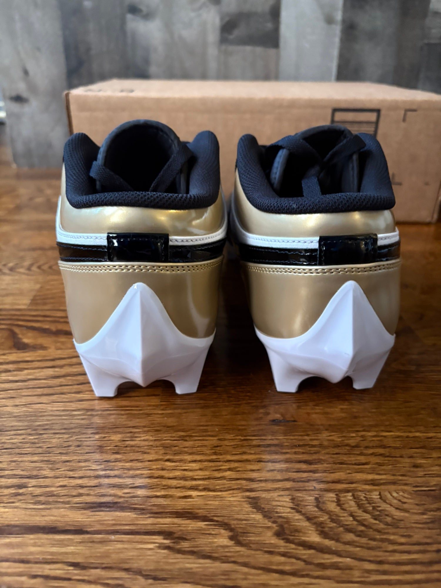 Nike Air Jordan 1 Low TD Football Cleats Gold Toe FJ6245-701 