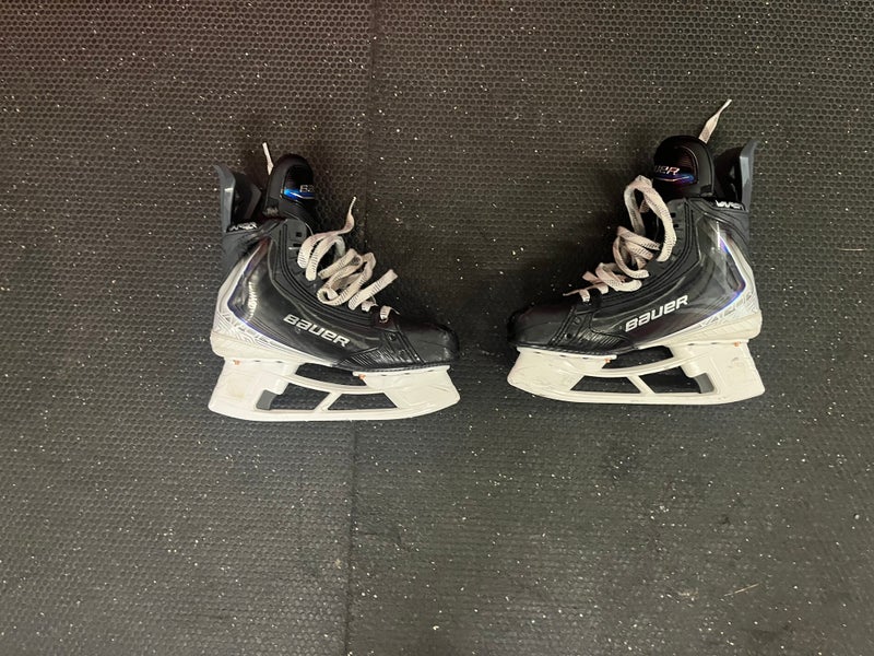 2025 Bauer Vapor Flylite Hockey Skates 7 (Used)