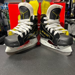 CCM Tacks Vector Premier (SMU) Youth Hockey Skates Regular Width YTH 8 (New)