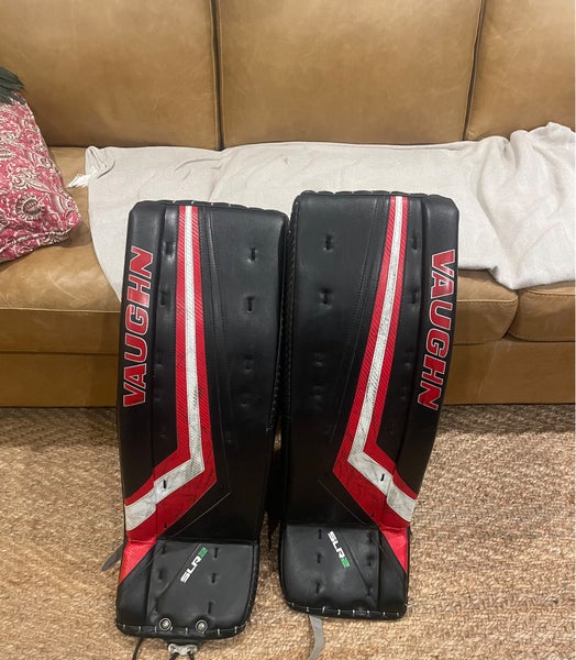 31" Vaughn Regular Goalie Full Set (Used)