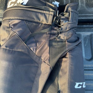 Senior Large CCM HP32 Hockey Pants (Used)