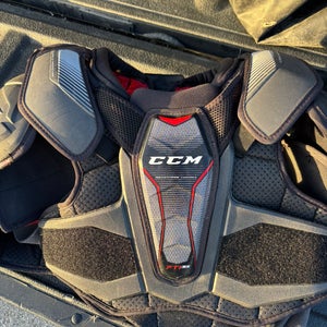 XL Senior CCM JetSpeed FT1 Shoulder Pads (Used)