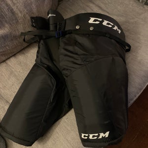 Senior XL CCM QLT Edge Hockey Pants (Used)