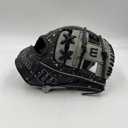 Wilson A2000 1786 11.5 Infield Baseball Glove