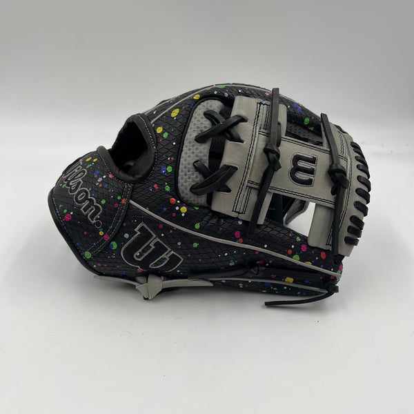 Wilson A2000 1786 11.5 Infield Baseball Glove