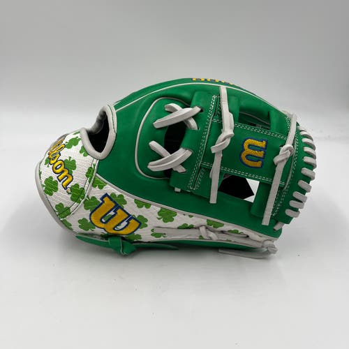 Wilson A2000 1786 11.5 Infield Baseball Glove