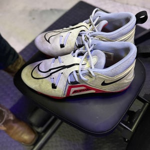 Men's Size M 10.5 (W 11.5) Nike ALPHA Mid Top (Used)