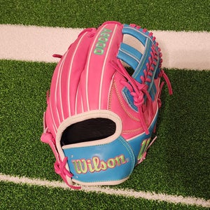 2025 Wilson RH Outfield A2000 Baseball Glove 11.75" (New)