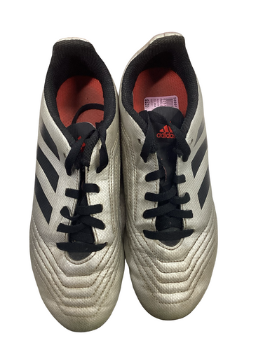 Used Adidas Soccer Cleats Grey Junior 03 11613-S000171625