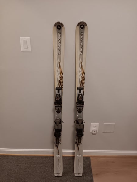 Women's Downhill 154 cm Dynastar Ski Cross Skis With Bindings