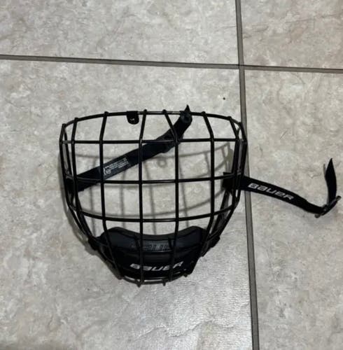 Small Bauer cage(Used)