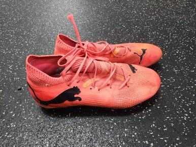 Used Puma FUTURE Soccer Cleats Pink Junior 05 11849-S000033605