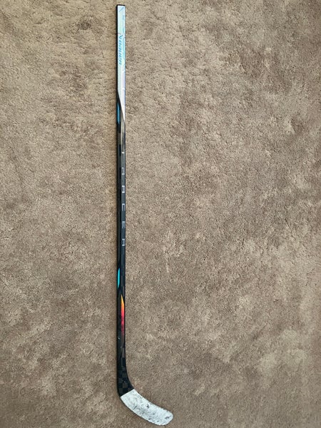 Intermediate Bauer Nexus Tracer Right Handed Hockey Stick P88 55 Flex (Used)