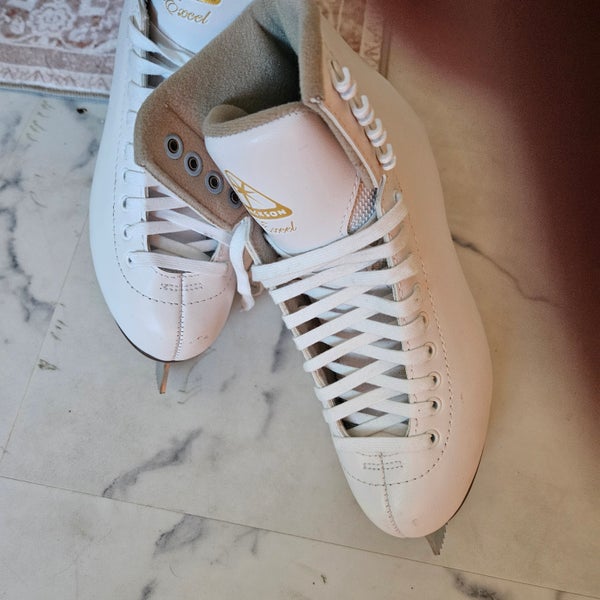 Jackson Ultima Figure Skates Adult 6.5 (Used)