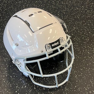 New Schutt F7 FB Helmet White SM 11849-S000033454