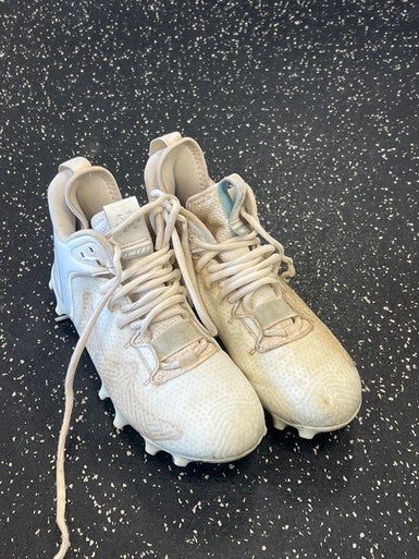 Used New Balance LAX Cleats Boys White Junior 04 11849-S000033478