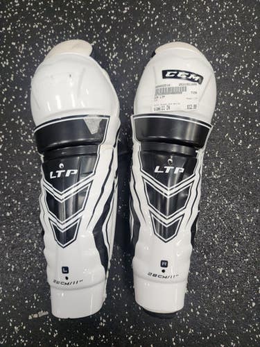 Used CCM LTP Junior Shin Guards Black And White 11" 11849-S000033510