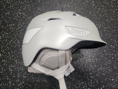 Used Bern Snowsport Helmet Adult Grey XS/S 11849-S000033517