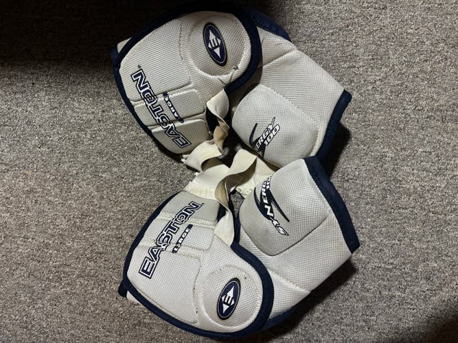 Senior Large Easton Synergy 100 Elbow Pads (Used)