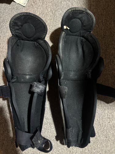 Senior 15" Shin Pads (Used)