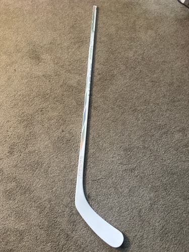 Senior Bauer Proto-R Left Handed 77 Flex ALL WHITE Hockey Stick P92 (New)