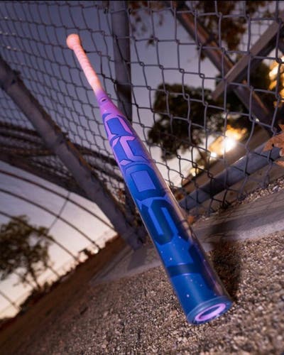 ***Limited Edition Twilight***
2026 Easton Ghost Advanced Composite Bat (-10) 22 oz 32"