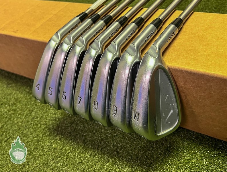 Used RH Ping Black Dot i230 Irons 4-PW SteelFiber i95 Regular Graphite Golf Set