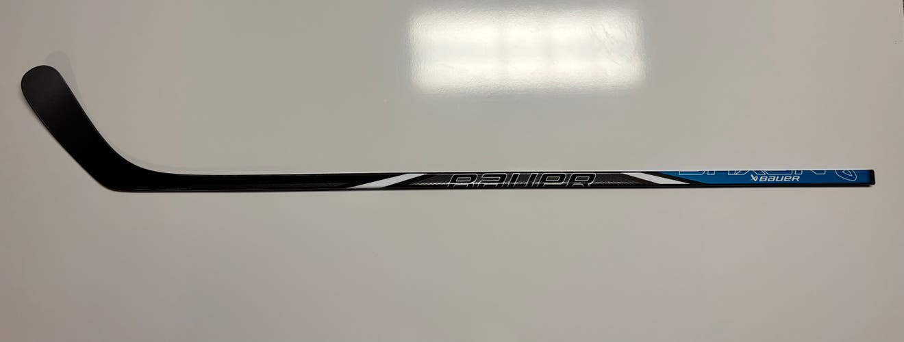 New Bauer Nexus E40 Stick Senior Right Hand 87 Flex P92