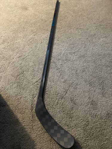 Senior CCM Vizion 75 flex left Handed Hockey Stick P28+1/4 (New)