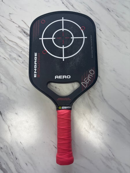 Engage Evolution Pickleball Demo Paddle (Used)