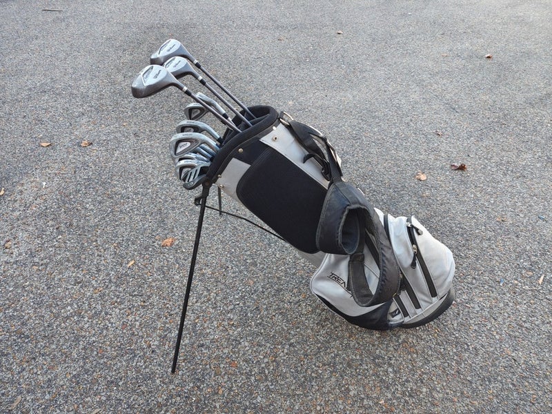 Wilson 1200 Gear Effect 14 Piece Regular Flex Complete Golf Set with Stand Bag