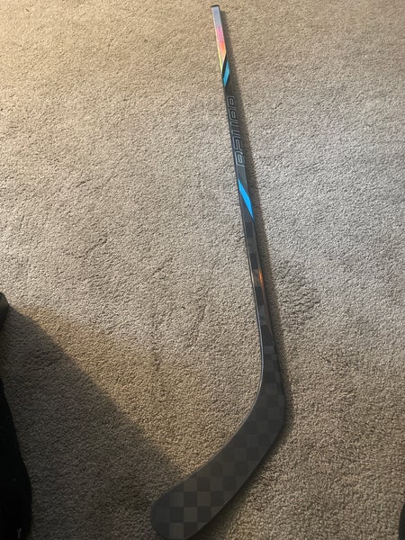 Junior Bauer Nexus Tracer 40 flex Right Handed Hockey Stick P92 40 Flex (New)