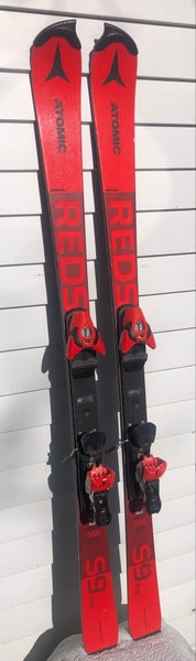145 cm Atomic Redster S9 Skis With Bindings Max Din 10 (Used)
