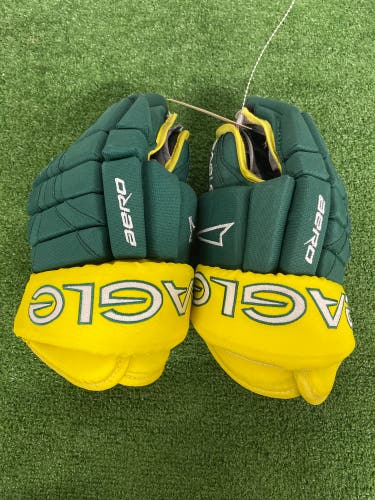 Green Senior Eagle Aero Gloves 14" (Used)