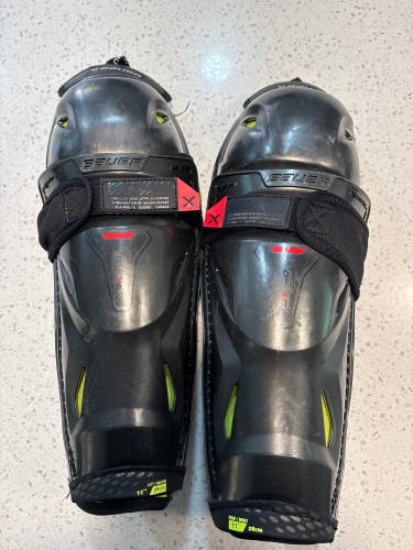 Junior Bauer Vapor 3X Pro 11" Shin Pads (Used)