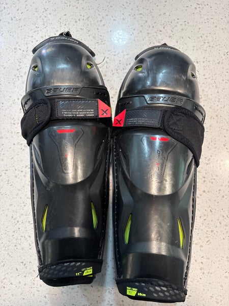 Junior Bauer Vapor 3X Pro 11" Shin Pads (Used)