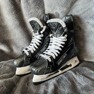 2024 Bauer Supreme M50 Pro Hockey Skates Regular Width Size 5 (Used)