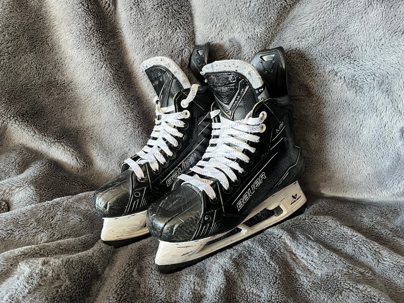 2024 Bauer Supreme M50 Pro Hockey Skates Regular Width Size 5 (Used)